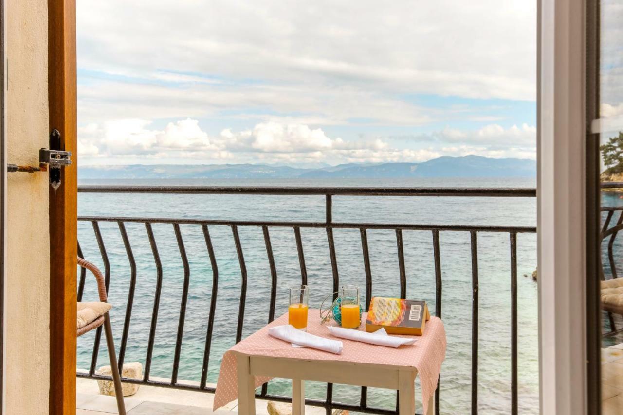 Mermaid Cottage Longos  Luaran gambar